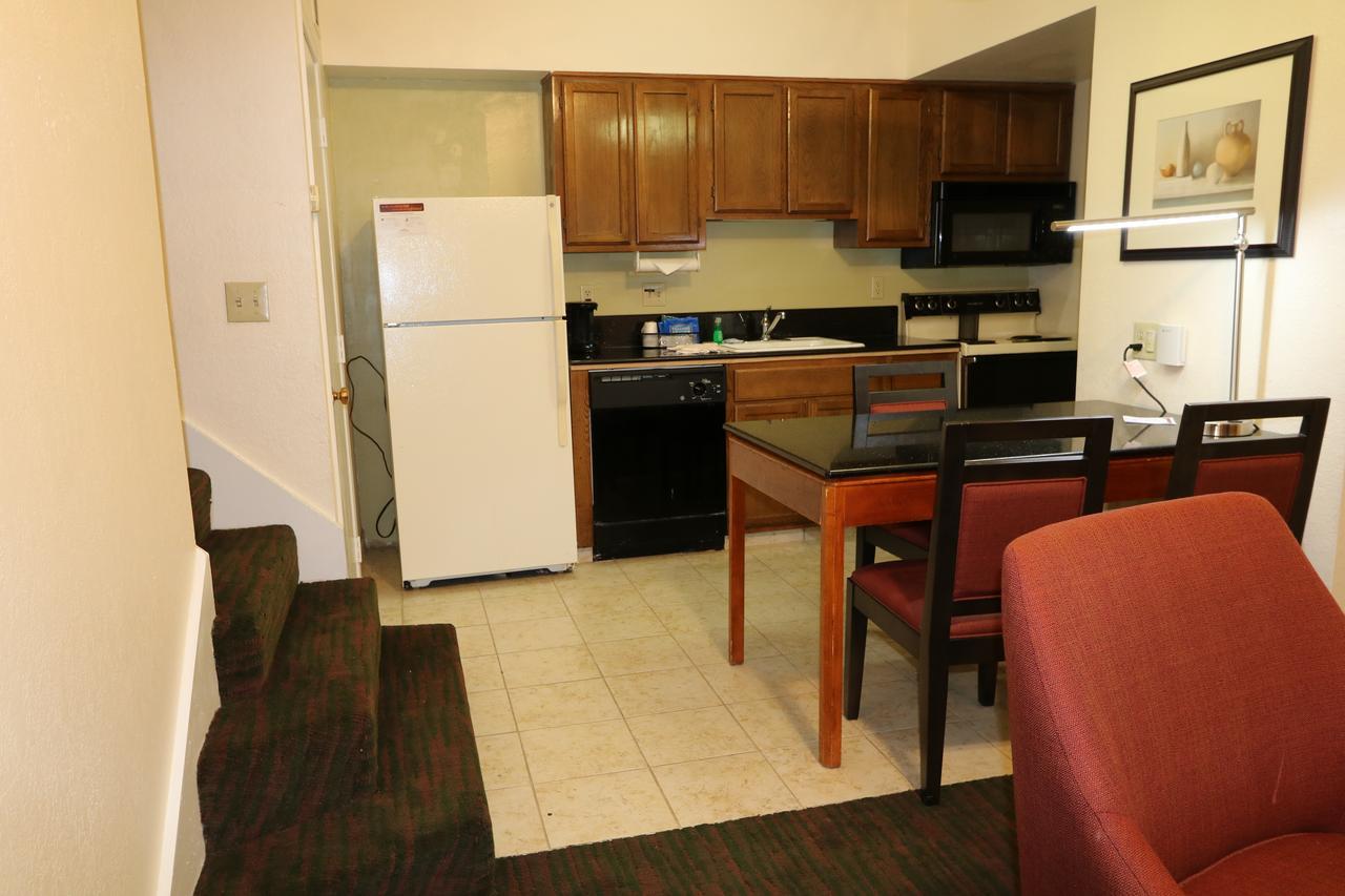 Fairbridge Inn & Suites - Akron Copley Township - West Exteriör bild
