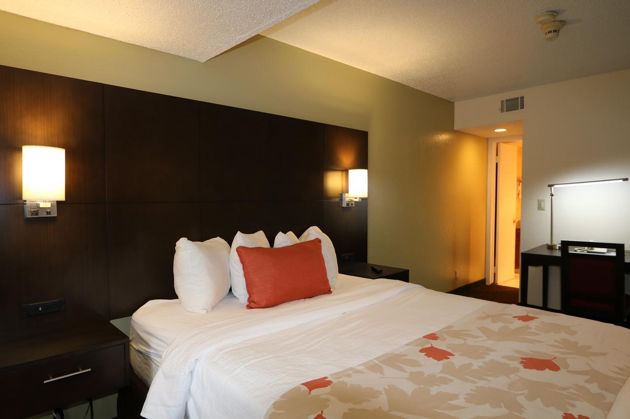 Fairbridge Inn & Suites - Akron Copley Township - West Exteriör bild